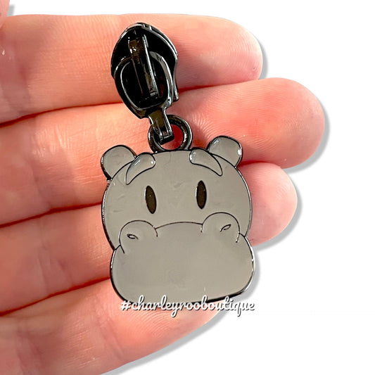 Zipper Pull, Hippo, Grey