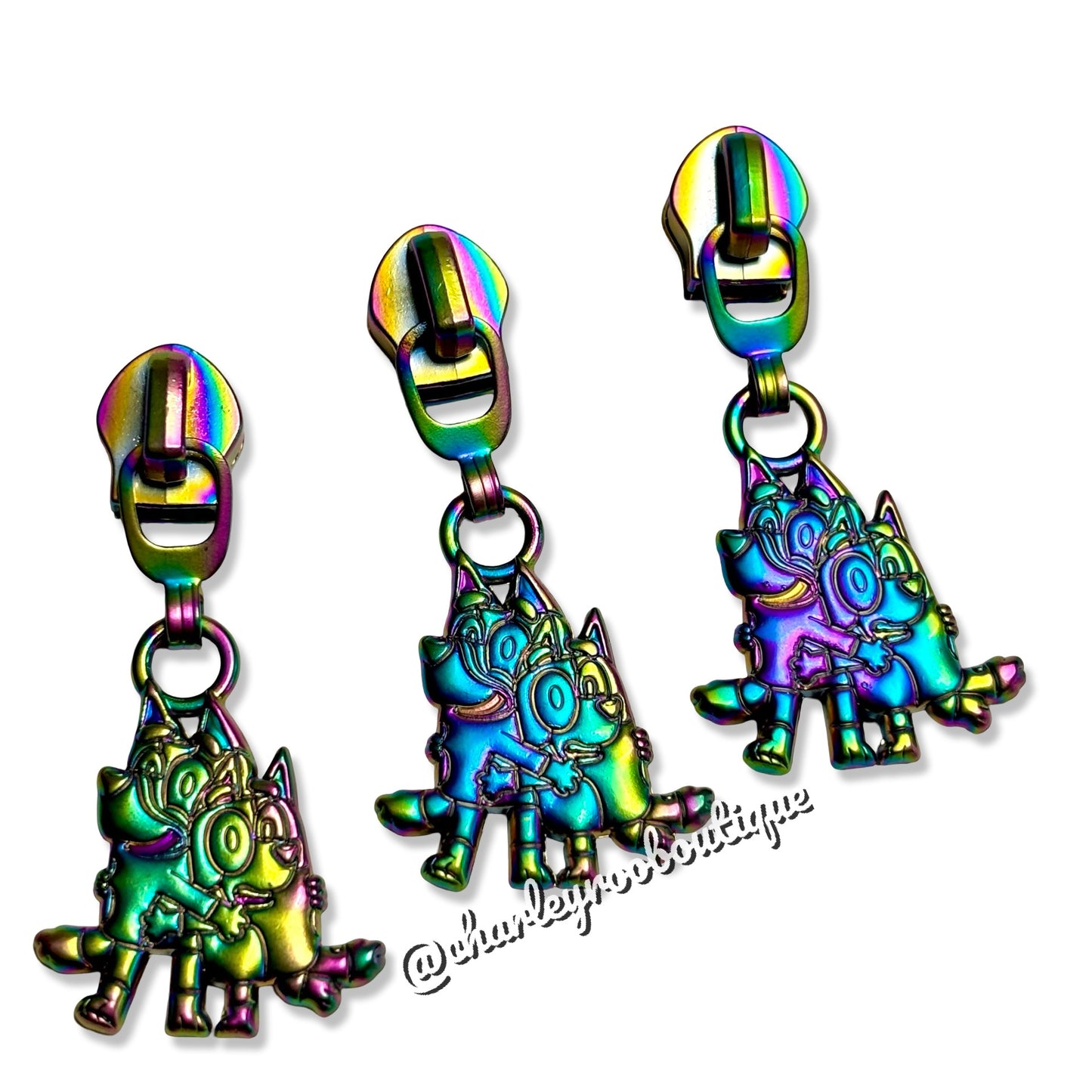 Zipper Pull, Bluey, Heeler Pups, Rainbow Matte