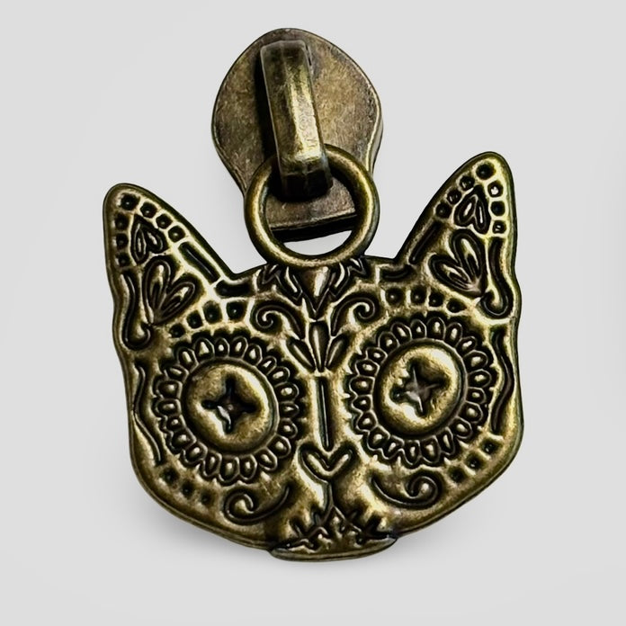 Zipper Pull, Sugar Skull Cat, Antique Brass