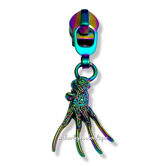Zipper Pull, Freddy Hand, Horror, Matte Rainbow