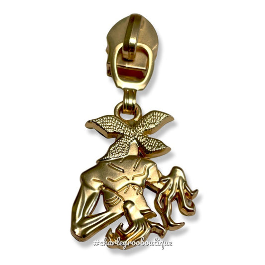 Zipper Pull, Strange Monster, Misty Gold