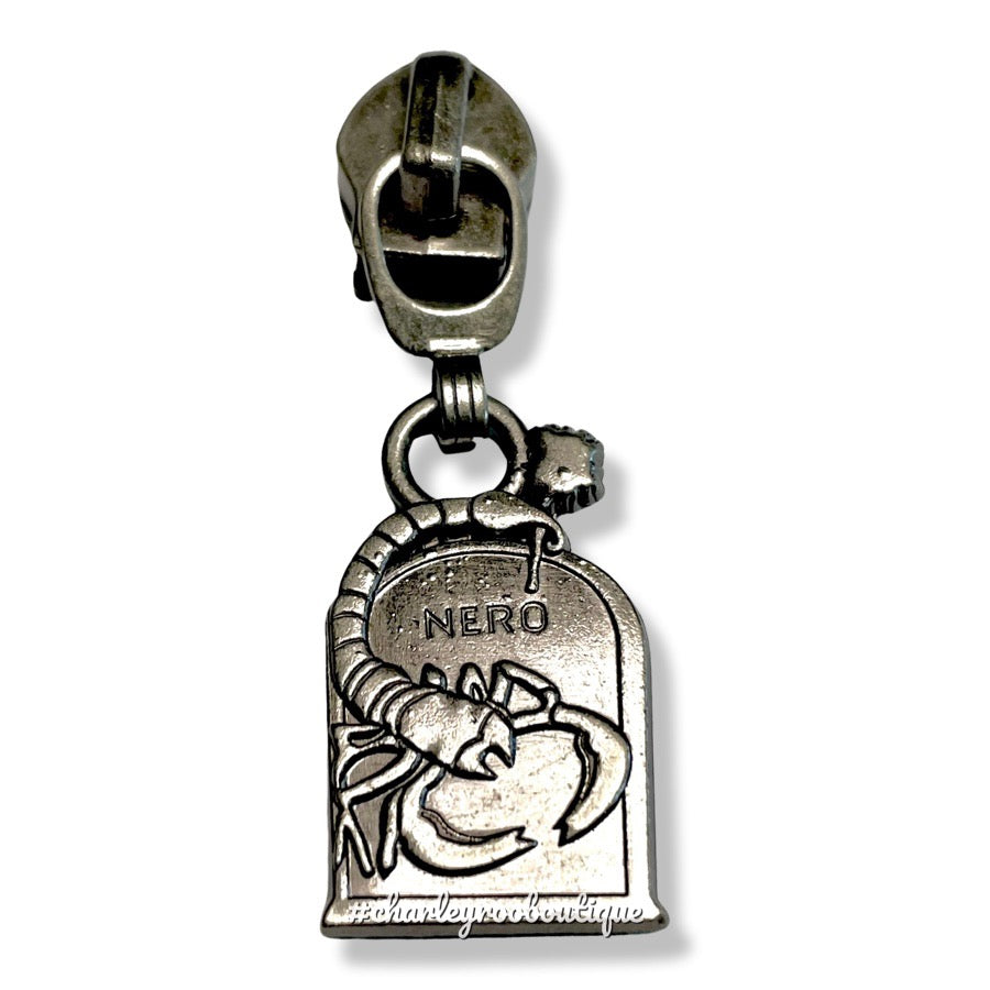Zipper Pull, Nero, Scorpion, Wednesday, Antique Silver