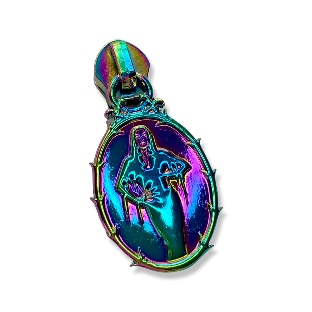 Zipper Pull, Morticia, Rainbow