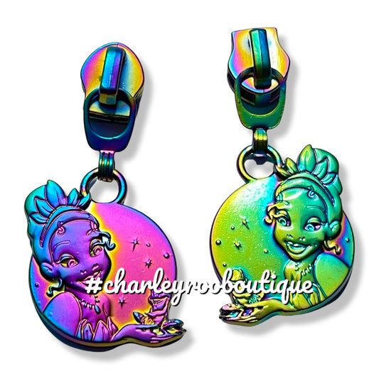 Zipper Pull, Tiana, Frog Princess, Rainbow Matte