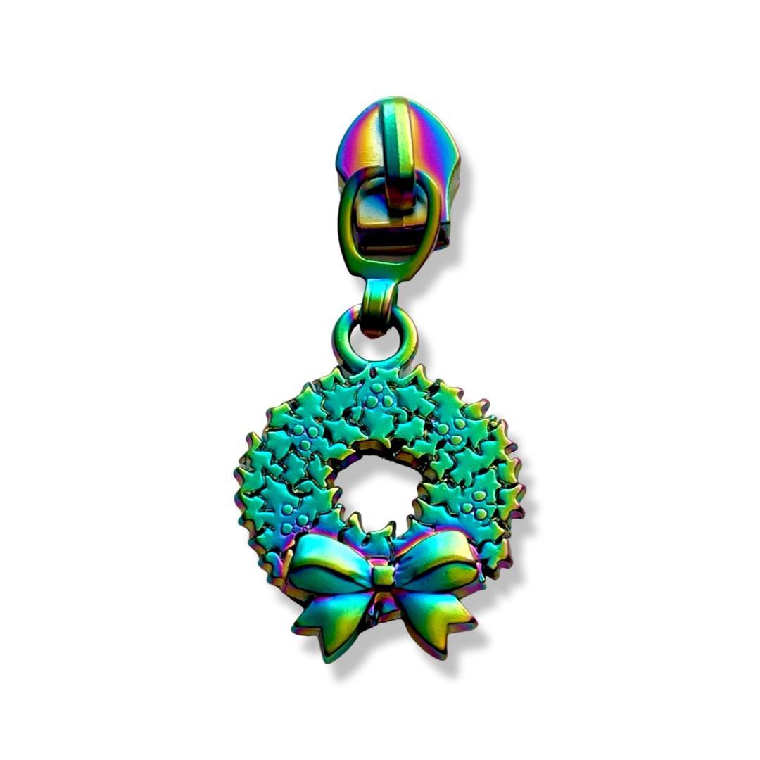 Zipper Pull, Holiday Wreath, Matte Rainbow