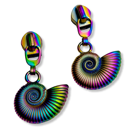 Zipper Pull, Ocean Shell, Matte Rainbow