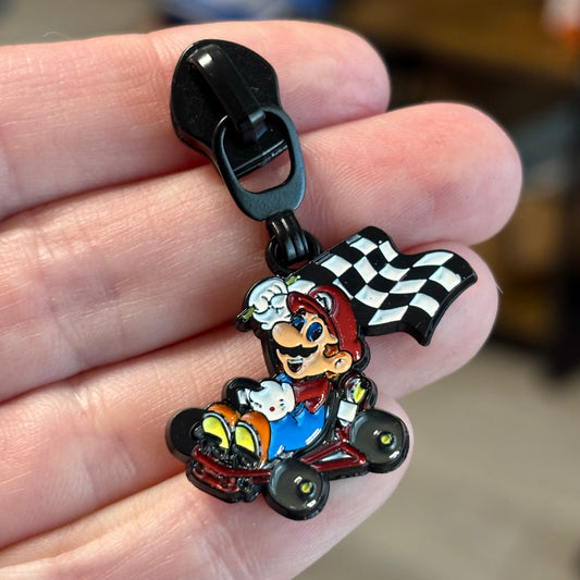 Zipper Pull, Mario Racer
