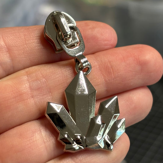 Zipper Pull, Crystal Cluster, Silver