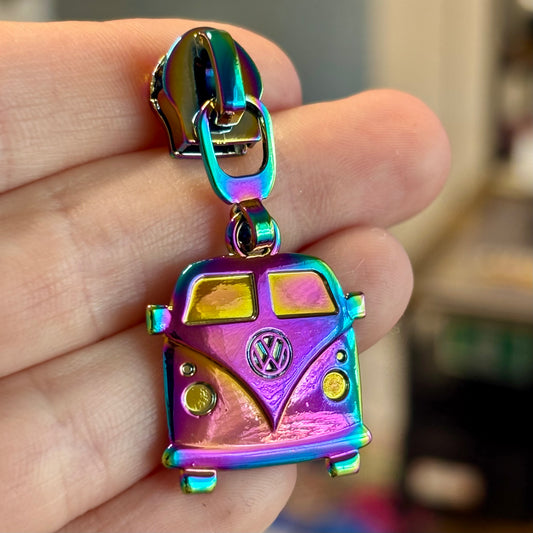 Zipper Pull, Scooby Van, Kombi, Rainbow