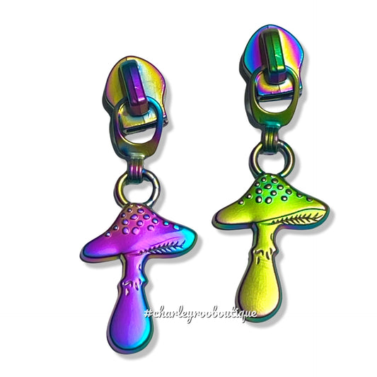 Zipper Pull, Shroomie, Rainbow Matte