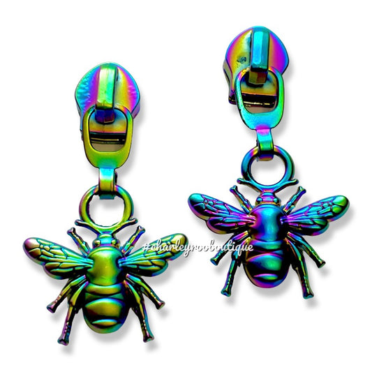 Zipper Pull, Bee, Matte Rainbow